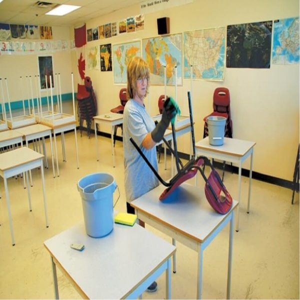 تنظيف مدارس